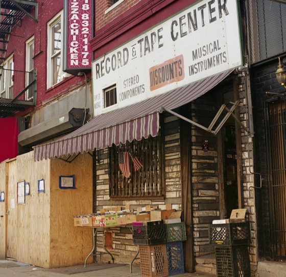 5th avenue record & tape center.