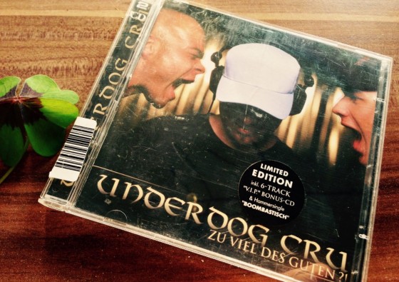 Underdog Cru – Zu viel des Guten (2002).